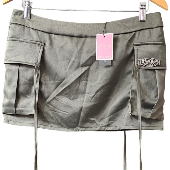 NWT Khaki Satin Cargo Micro Mini Skirt Size 4 - Picture 4 of 6